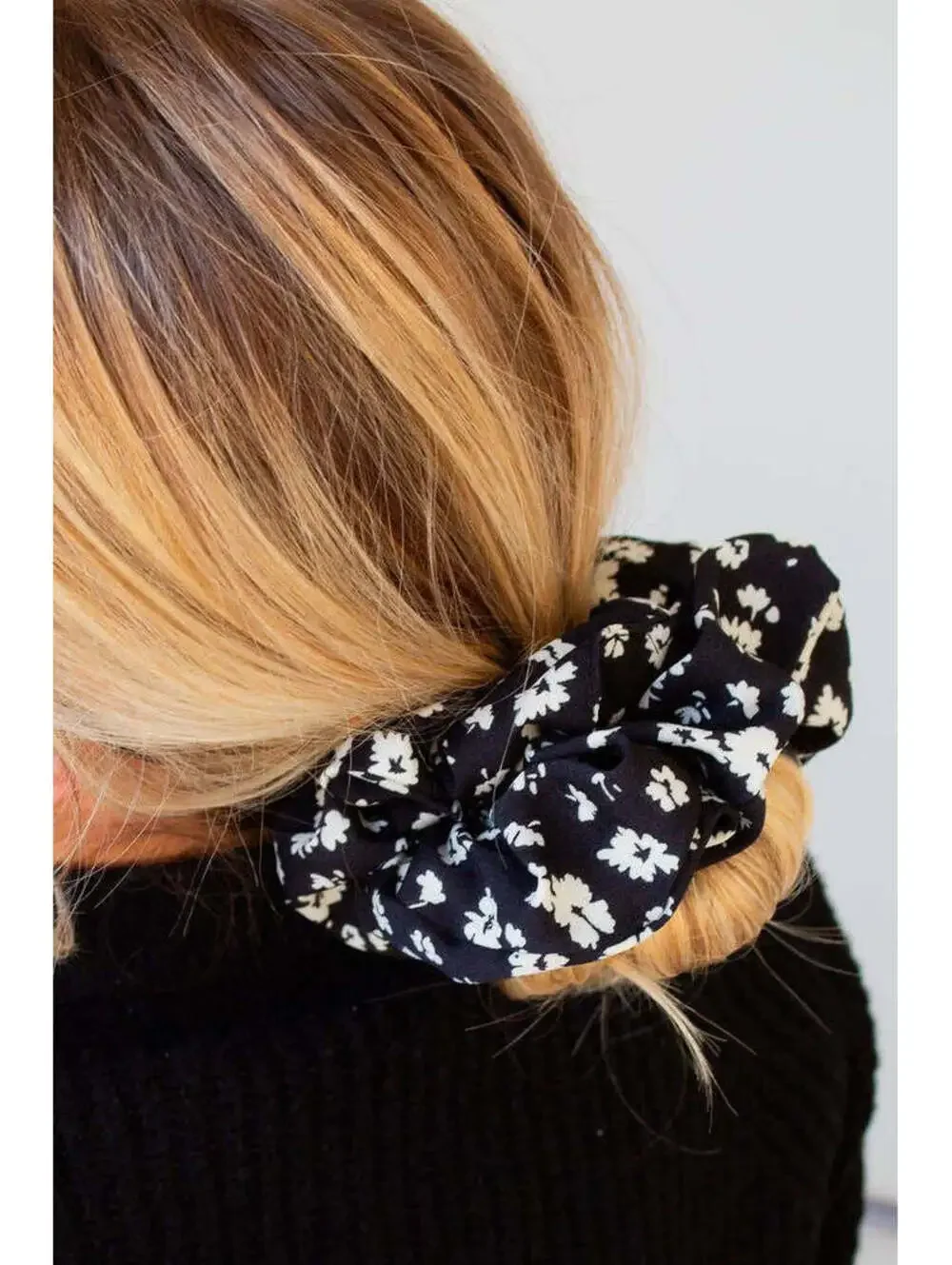 Andi Onyx Black & White Floral Jumbo Scrunchie
